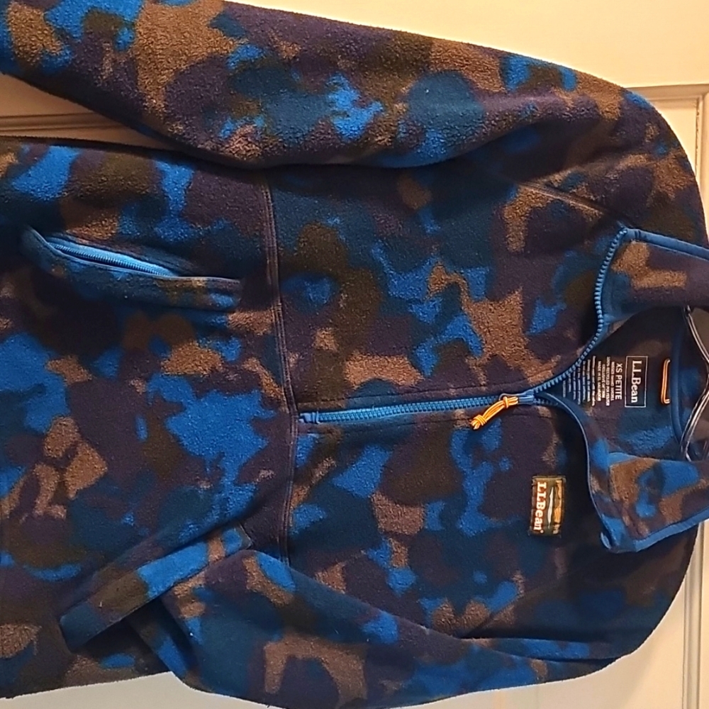 L.L. Bean blue camo fleece quarter zip
